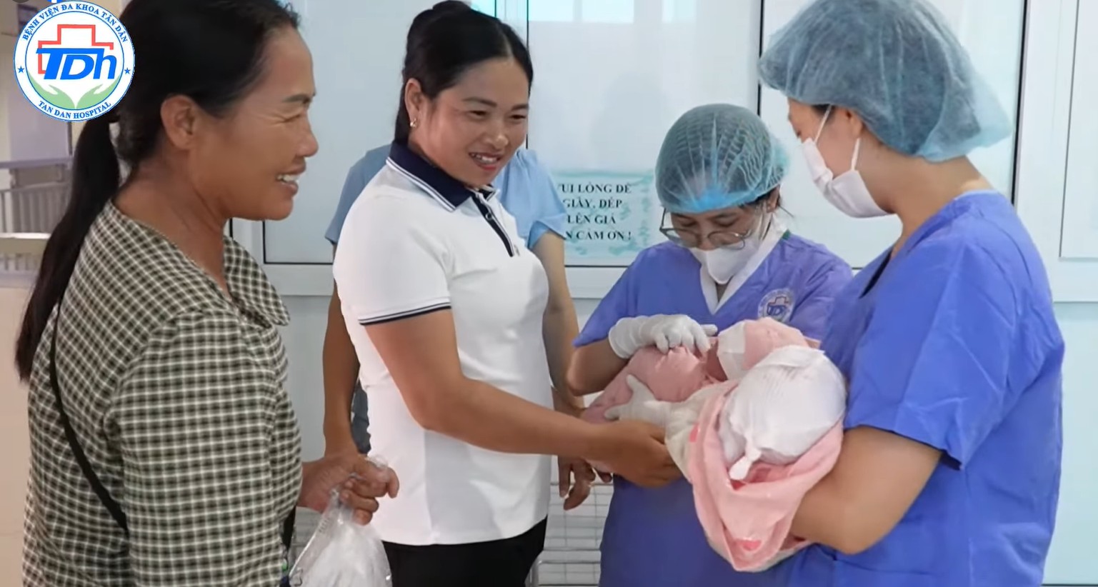 Video giới thiệu bệnh viện <br> đa khoa tư nhân Tân Dân.